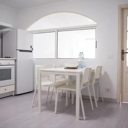 Апартаменты Sunset Wifi